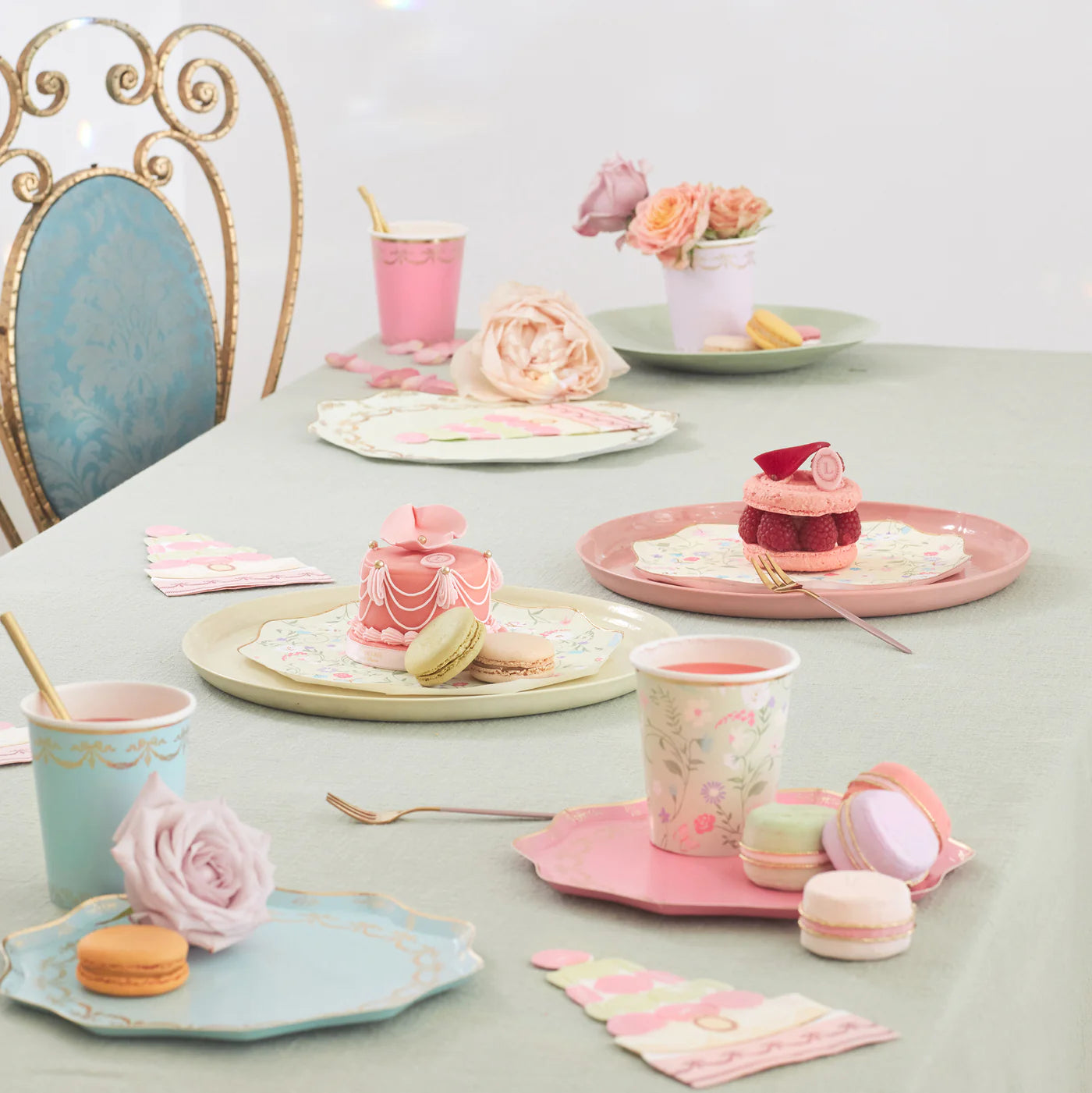 Meri Meri x Ladurée Paris Macaron Pyramid Napkins